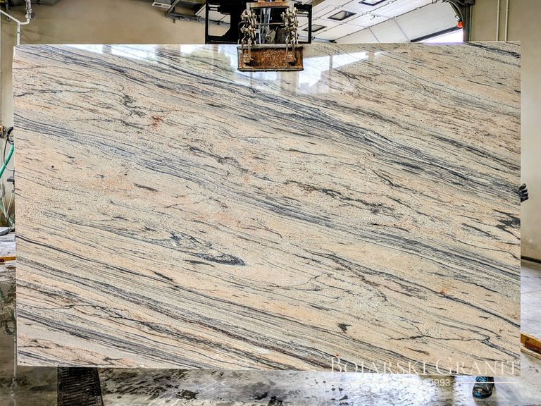 Granit Prada Gold