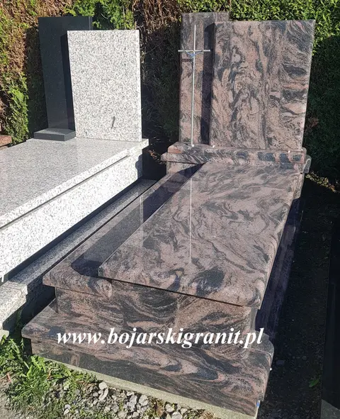 Nagrobek z kamienia "Aurora" dwupoziomowy