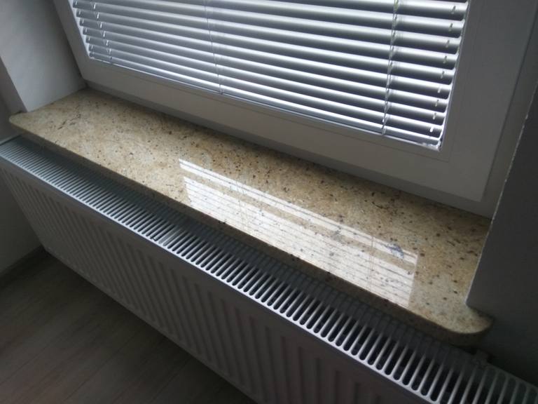 Parapet okienny granitowy do mieszkania (zdjęcie nr 08)