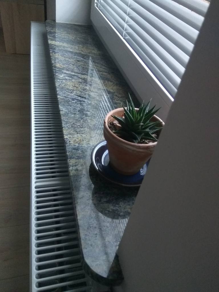 Parapet z granitu do domu (zdjęcie nr 09)