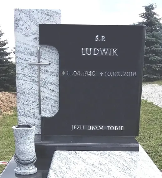 Tablice na nagrobek czarno-białe